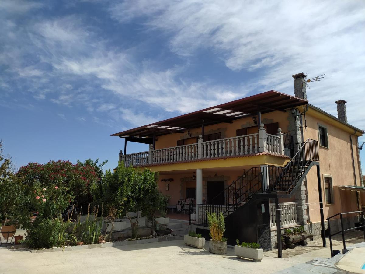 Casa Rural Mi Descanso Valdefuentes de Sangusin Exterior photo