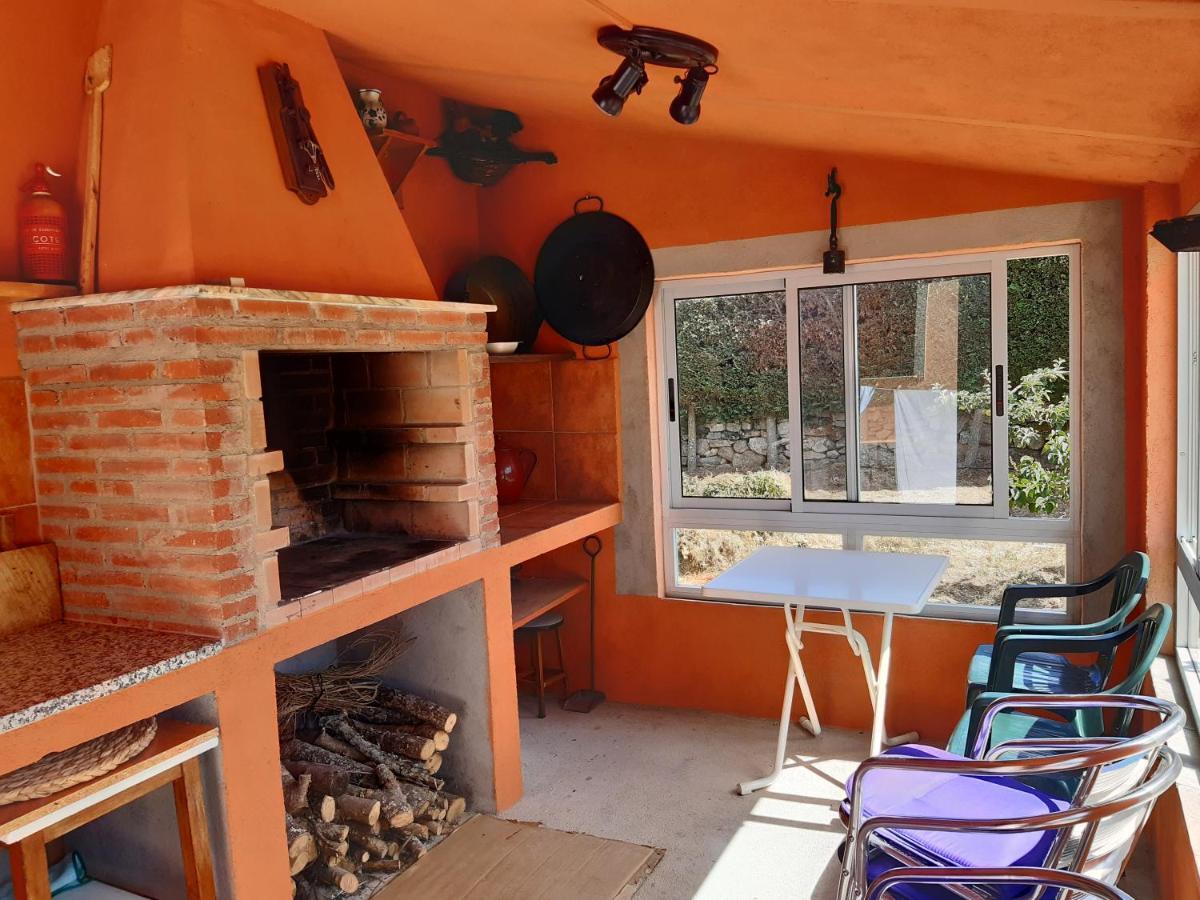 Casa Rural Mi Descanso Valdefuentes de Sangusin Exterior photo